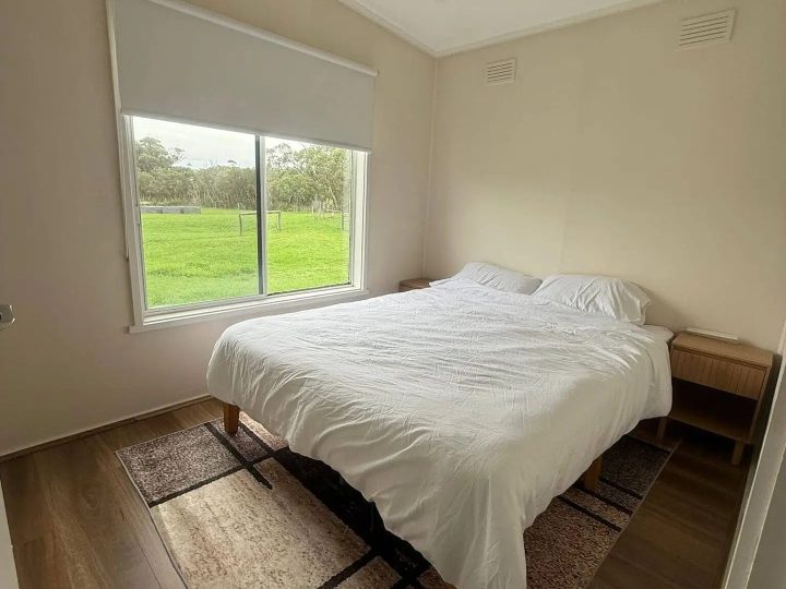 Res Bed2
