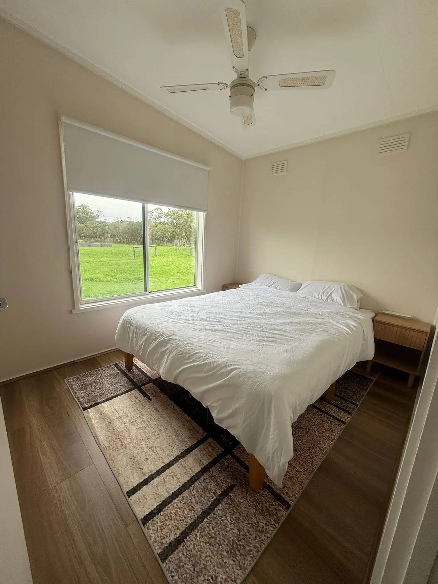 Bedroom two, queen